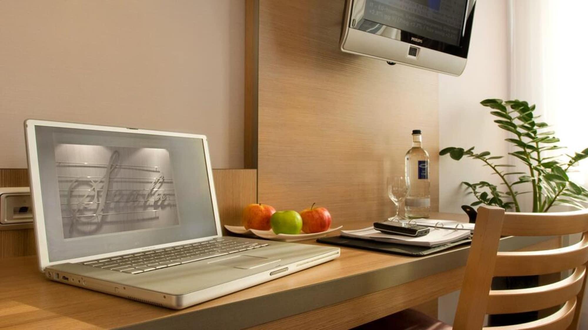 ท็อป เฟเวอร์ โฮเทล สกาลา Hotel Frankfurt am Main ภายนอก รูปภาพ