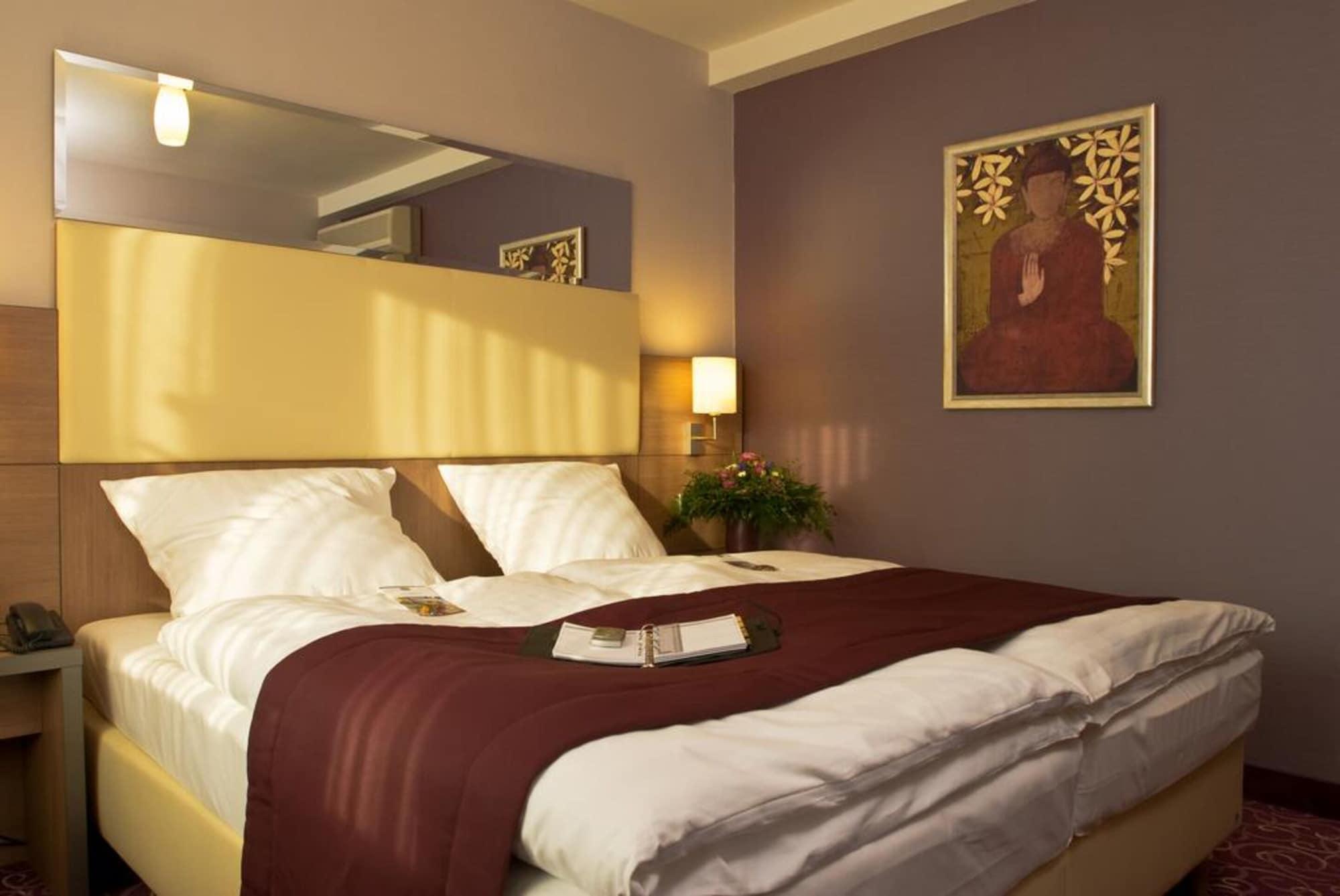 ท็อป เฟเวอร์ โฮเทล สกาลา Hotel Frankfurt am Main ภายนอก รูปภาพ