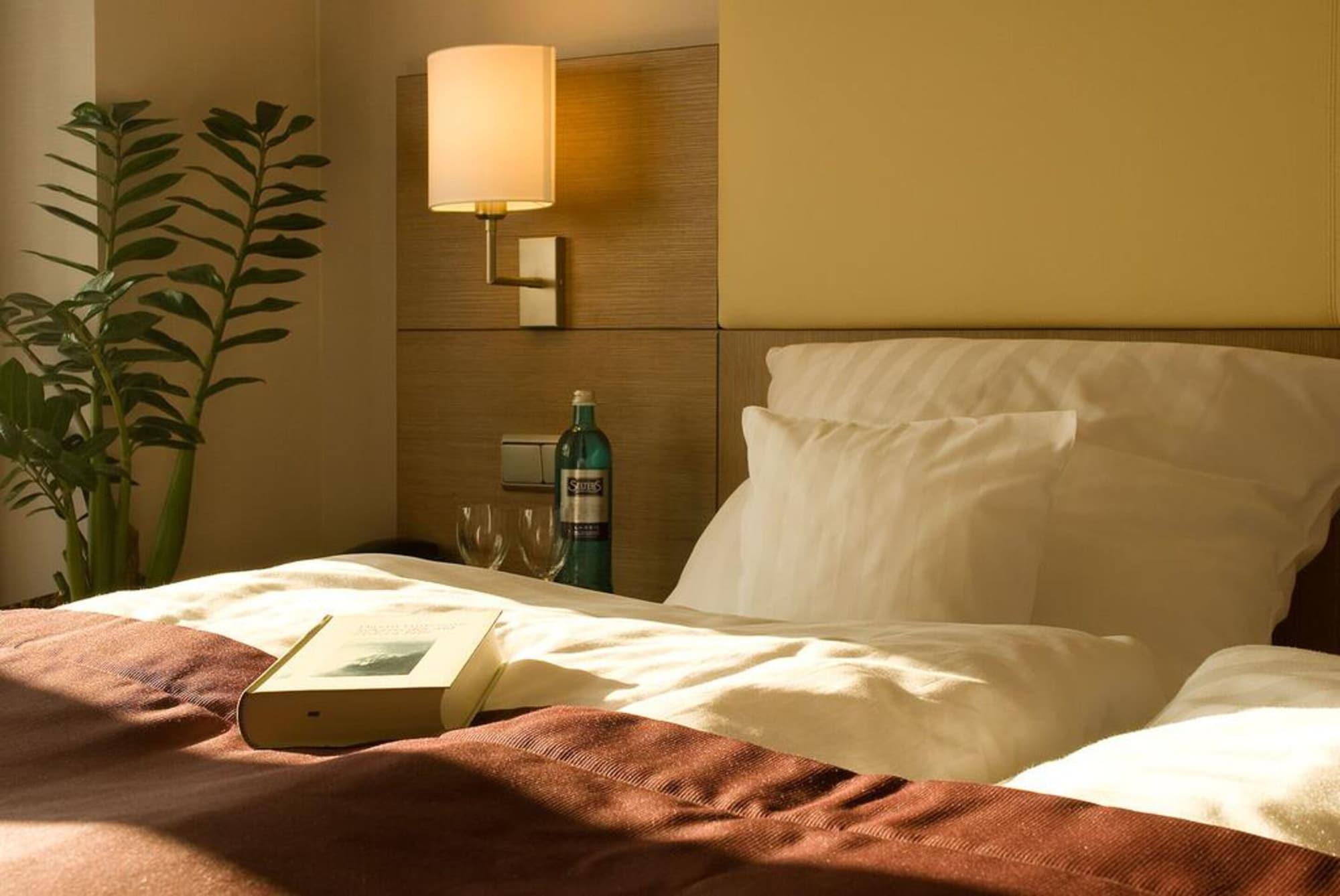 ท็อป เฟเวอร์ โฮเทล สกาลา Hotel Frankfurt am Main ภายนอก รูปภาพ